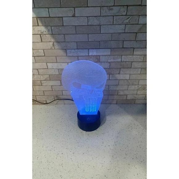 PUNISHER 3D LED Color Changing Lamp new bm - Picture 7 of 11